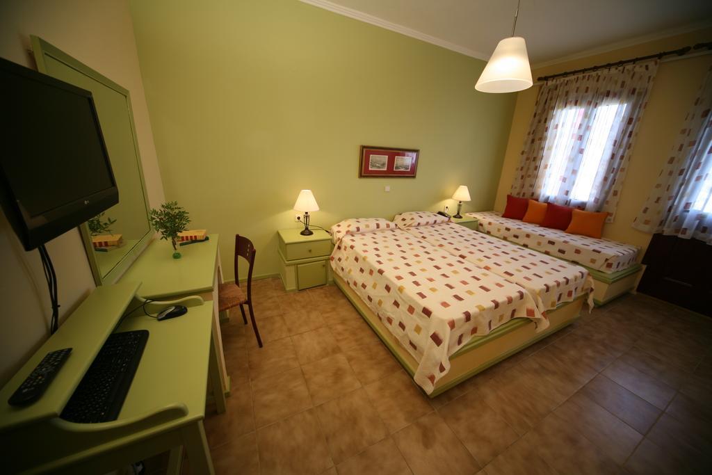 Aeriko Benovias Rooms & Apartments Karfas Luaran gambar